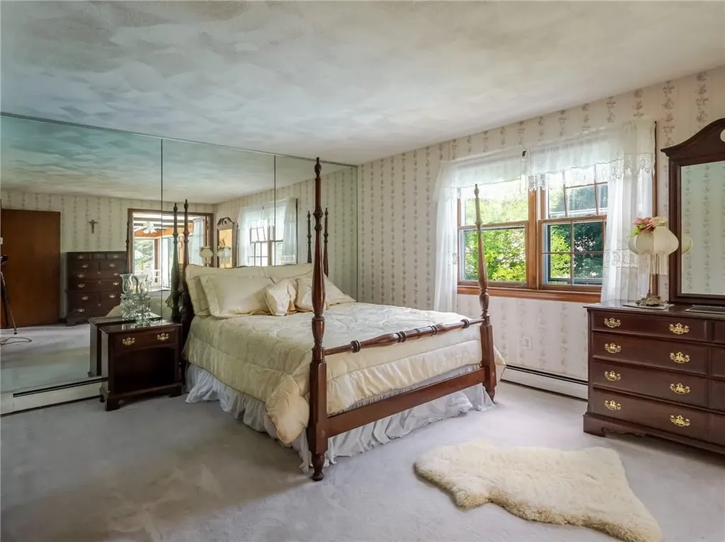 9 Apache Lane Cumberland RI 02864