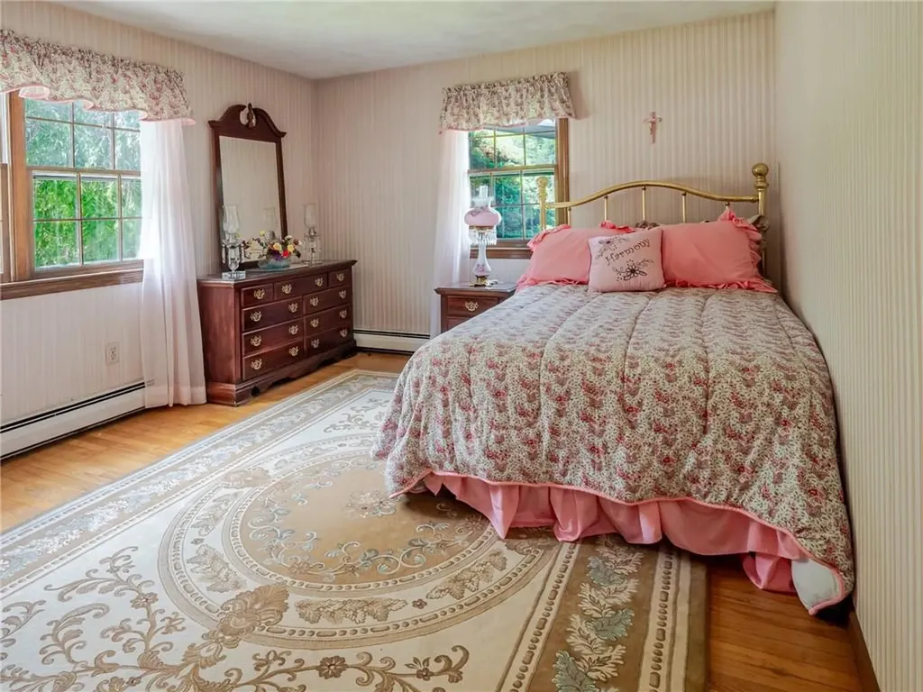 9 Apache Lane Cumberland RI 02864