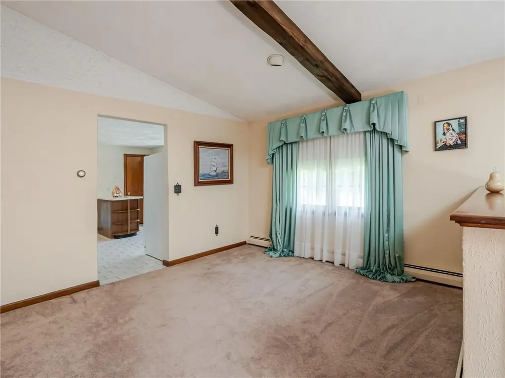 9 Apache Lane Cumberland RI 02864
