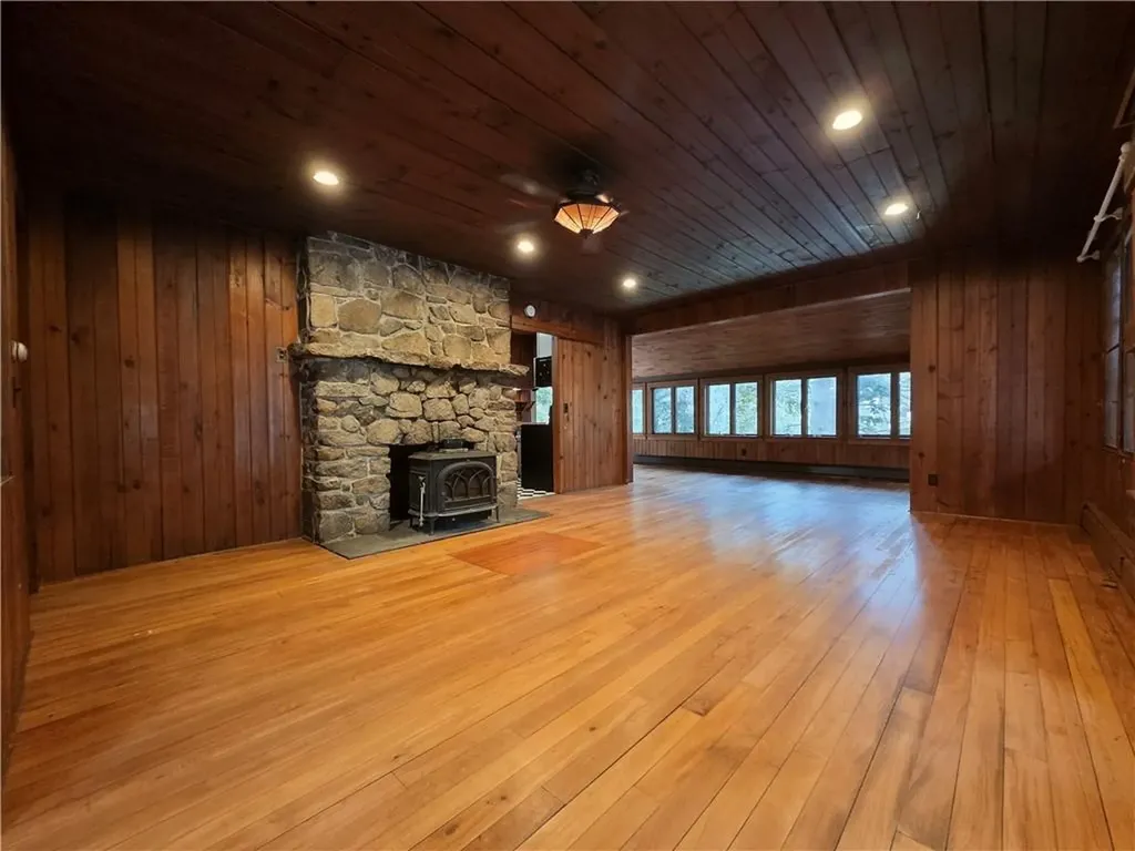 150 Plum Point Road North Kingstown RI 02874