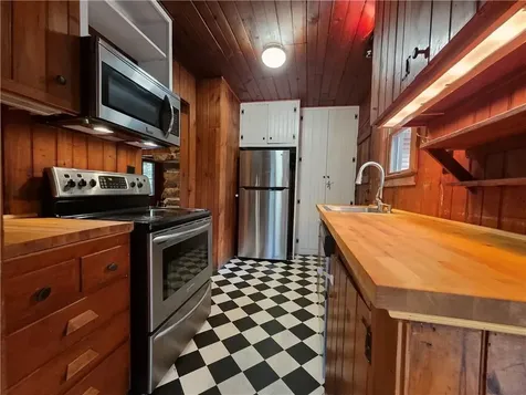 150 Plum Point Road North Kingstown RI 02874