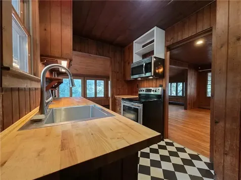 150 Plum Point Road North Kingstown RI 02874