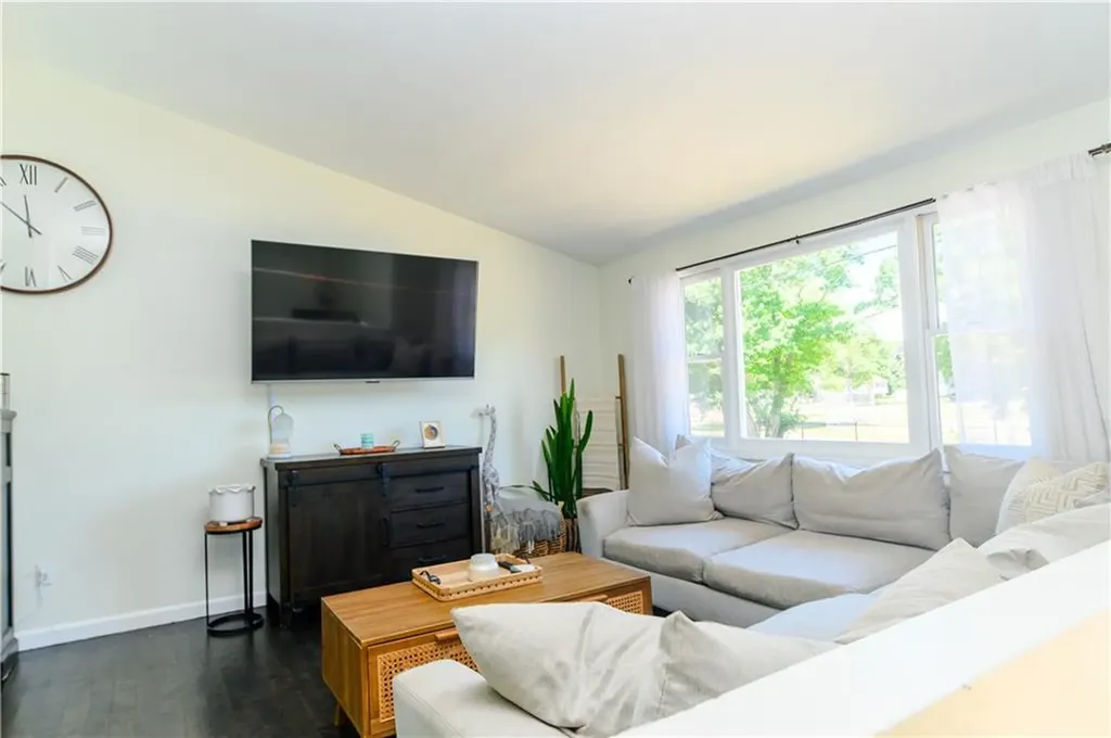 270 N Country Club Drive Warwick RI 02888