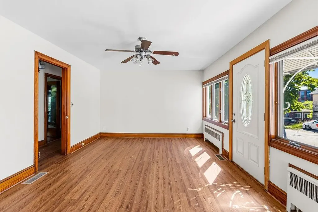 118 Summit Avenue West Warwick RI 02893