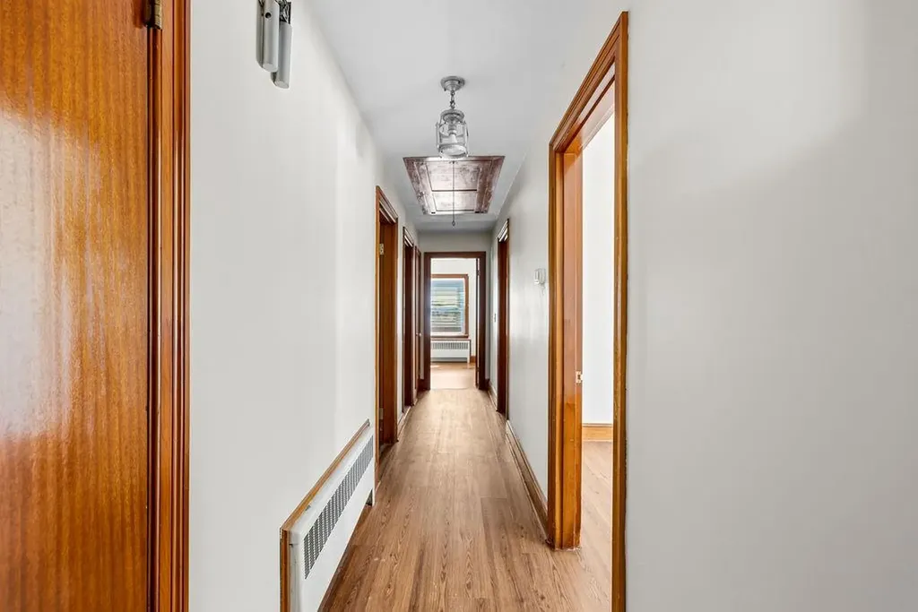 118 Summit Avenue West Warwick RI 02893