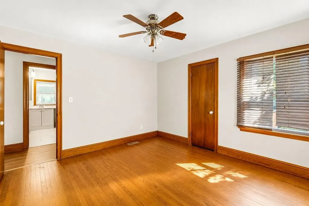 118 Summit Avenue West Warwick RI 02893