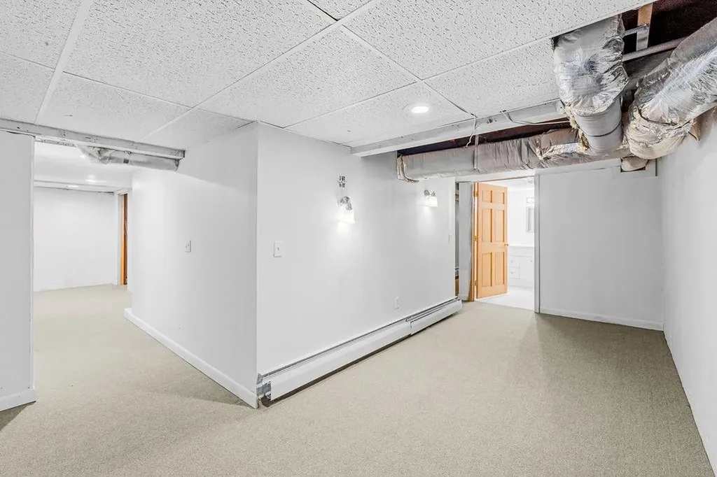 118 Summit Avenue West Warwick RI 02893