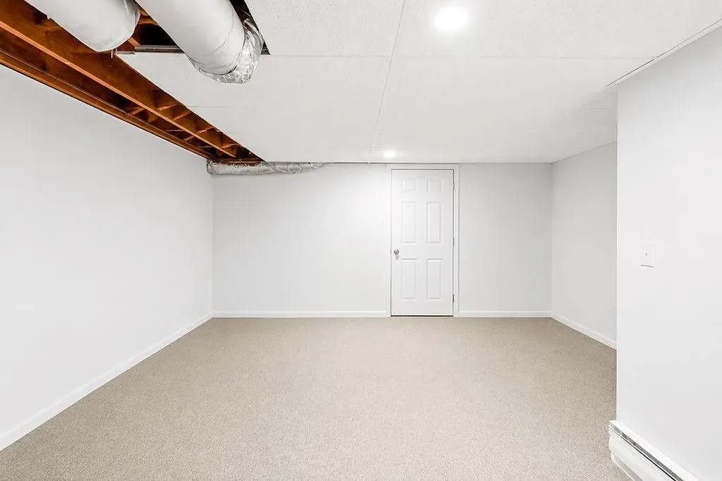 118 Summit Avenue West Warwick RI 02893