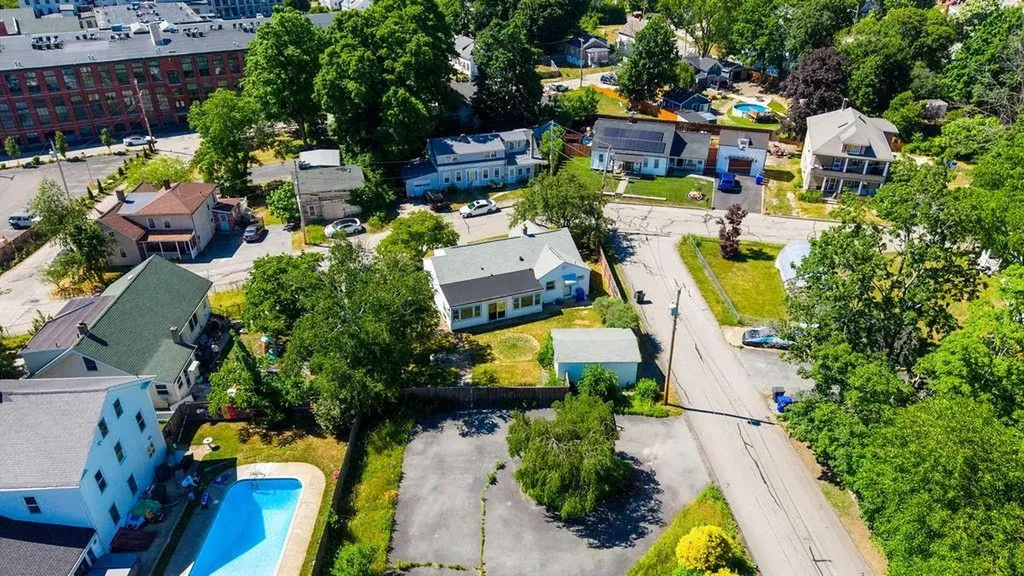 118 Summit Avenue West Warwick RI 02893