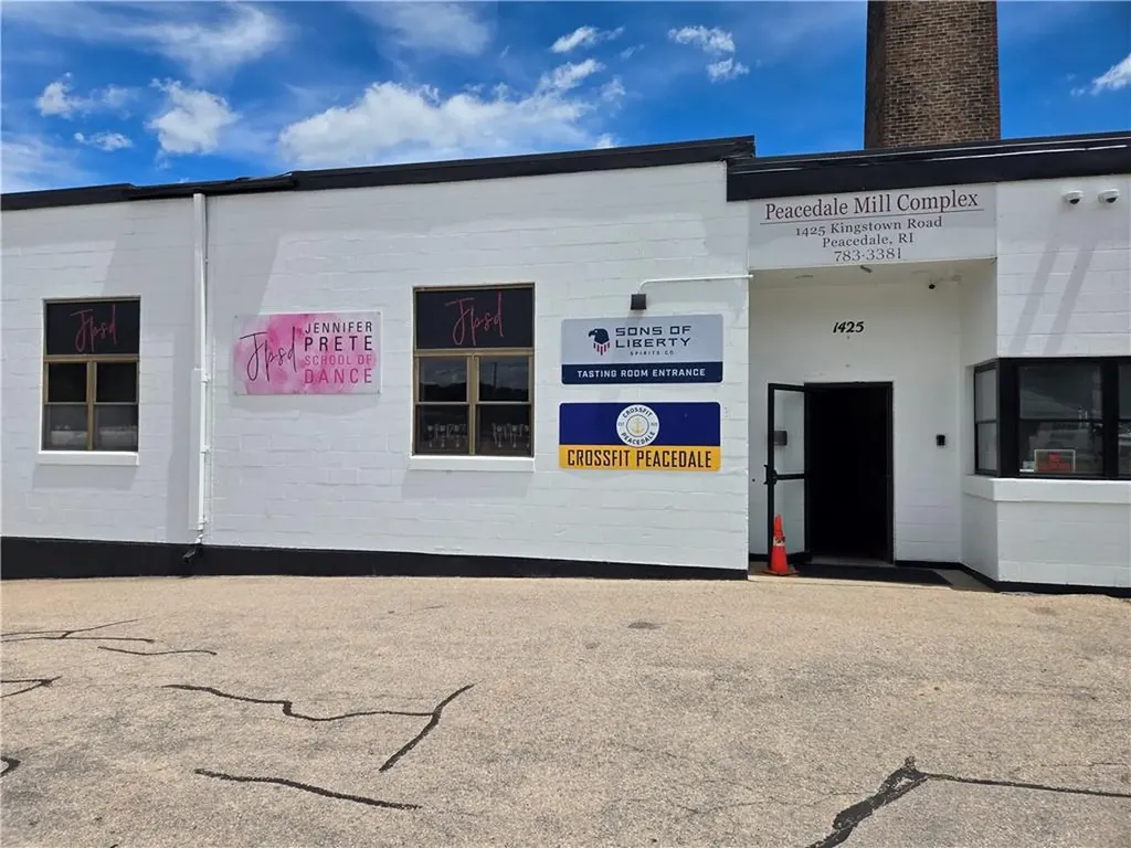 1425 Kingstown Road South Kingstown RI 02879