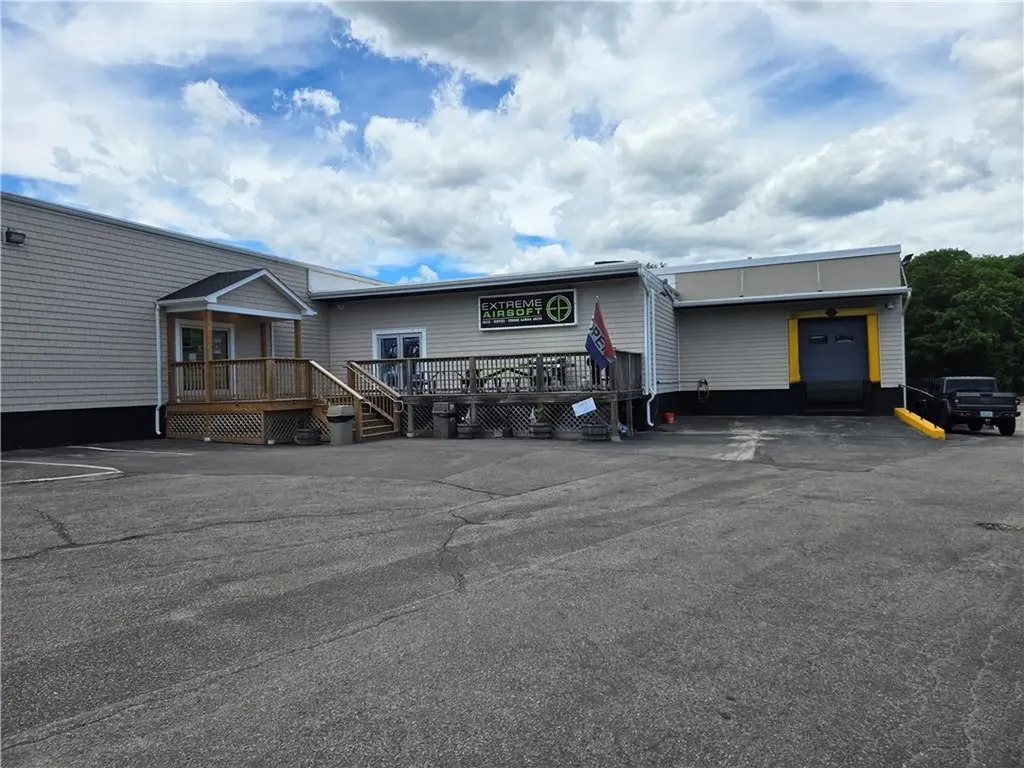 1425 Kingstown Road South Kingstown RI 02879