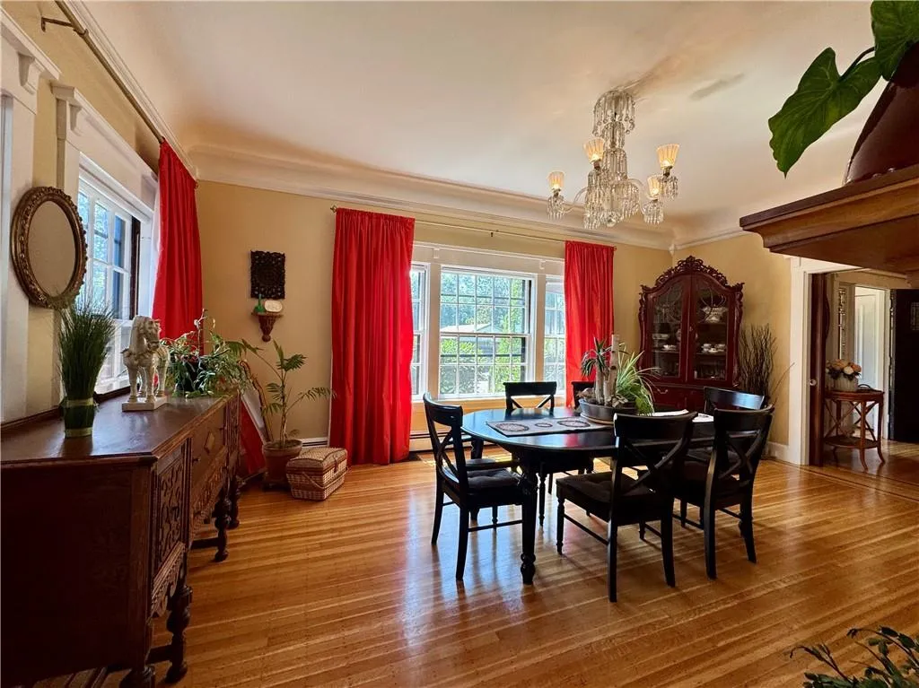 24 Walnut Street Pawtucket RI 02860