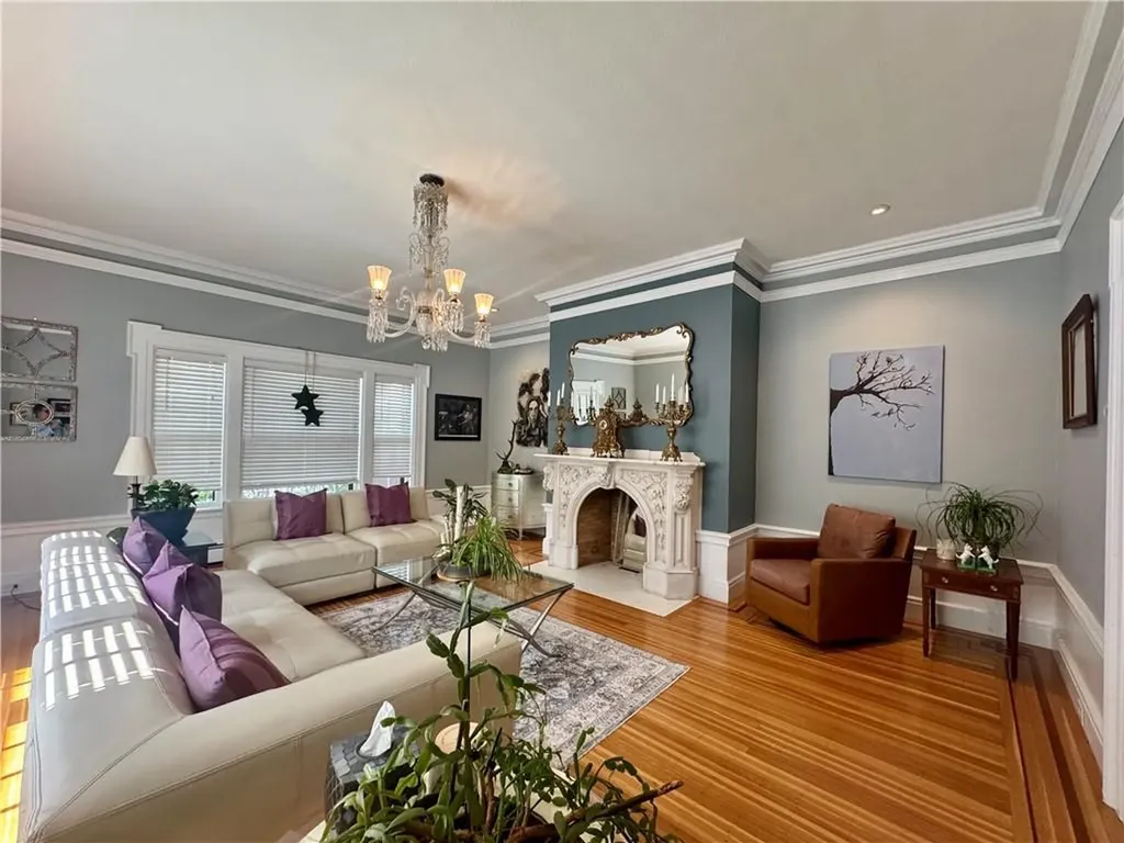 24 Walnut Street Pawtucket RI 02860