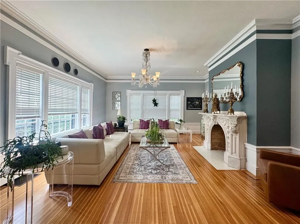 24 Walnut Street Pawtucket RI 02860
