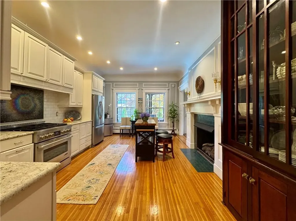 24 Walnut Street Pawtucket RI 02860