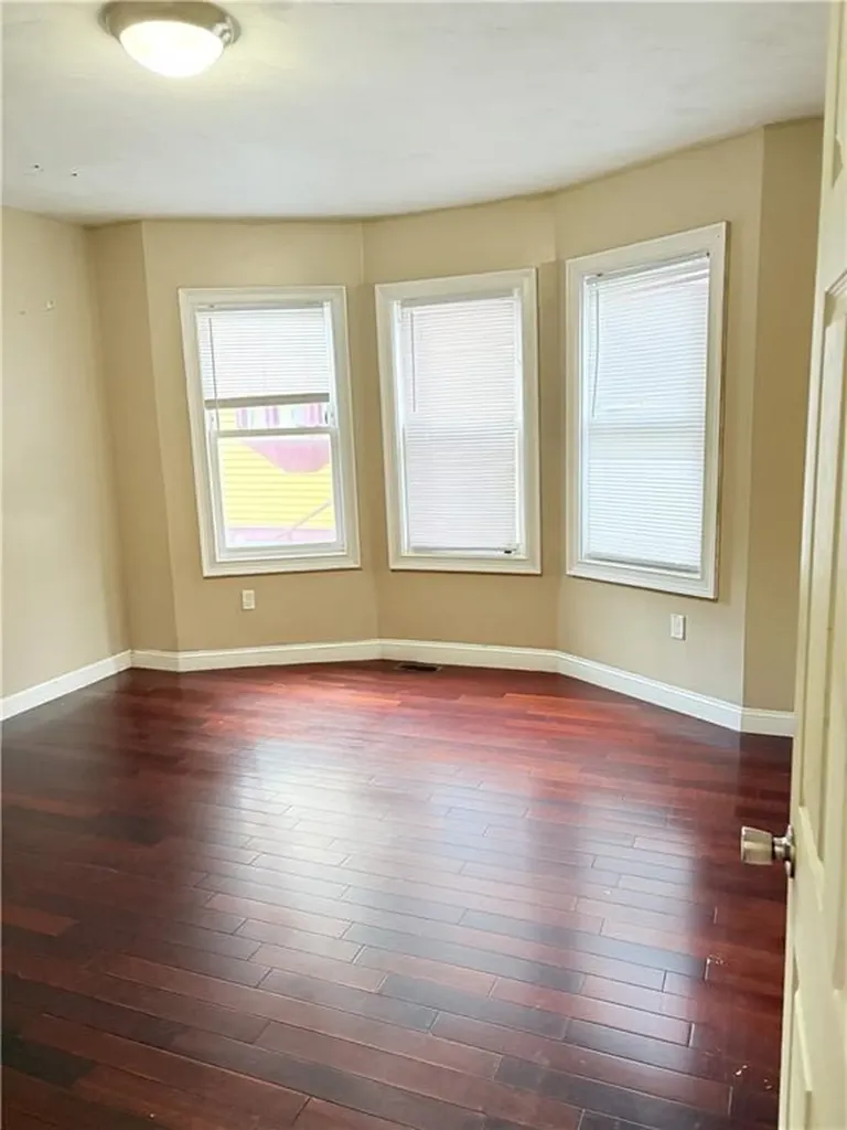 61 Moore Street Providence RI 02907
