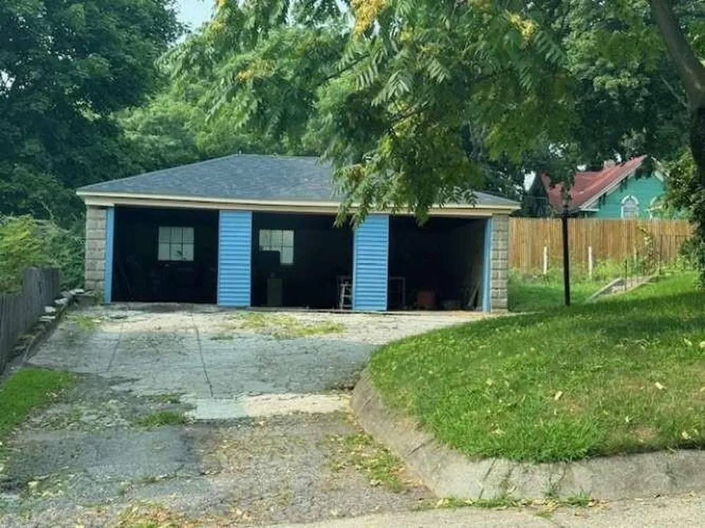 132 Jenkins Street Providence RI 02906