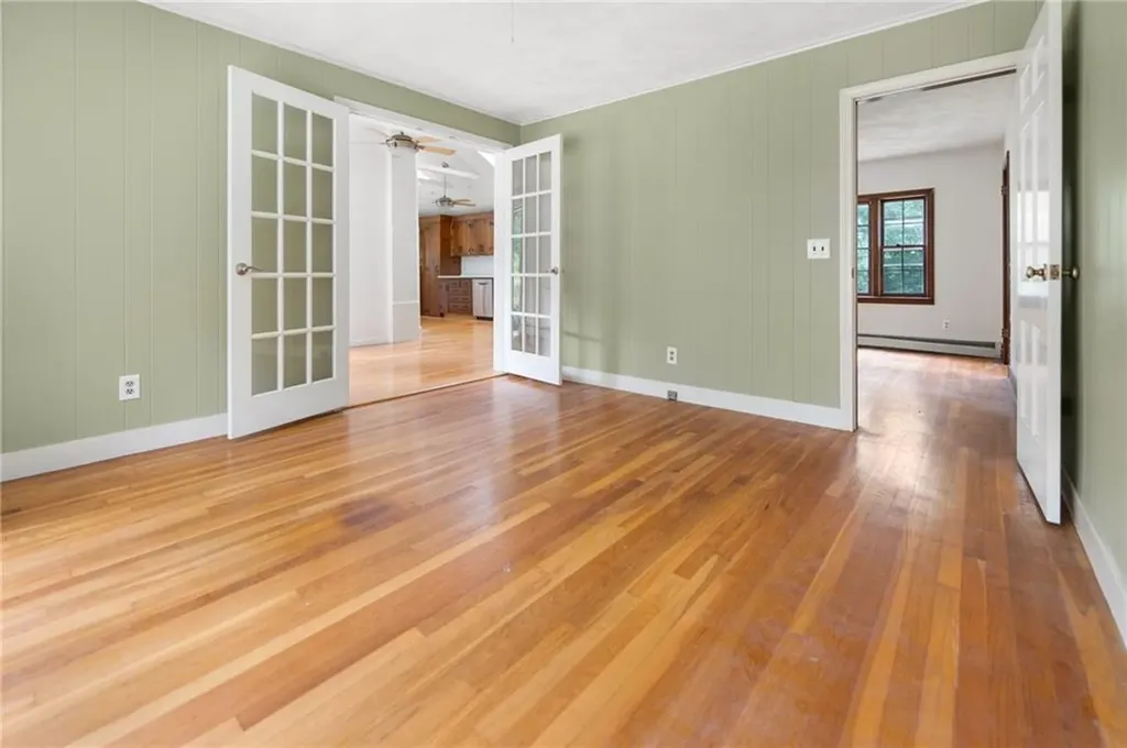 15 Williams Road Smithfield RI 02917