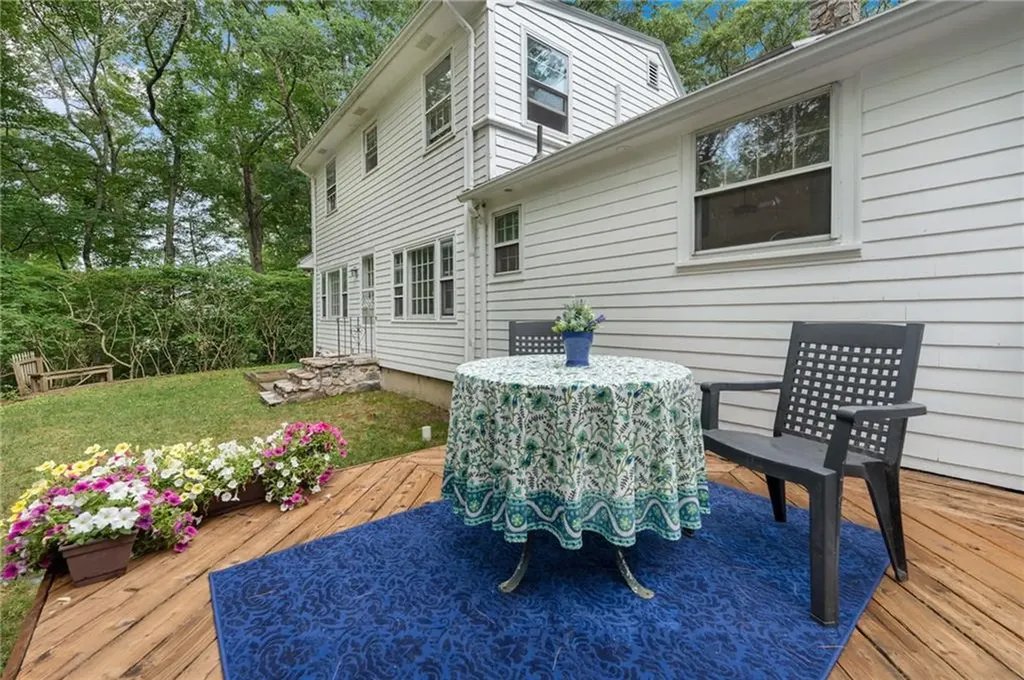 15 Williams Road Smithfield RI 02917