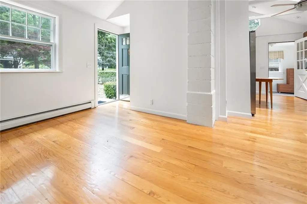 15 Williams Road Smithfield RI 02917