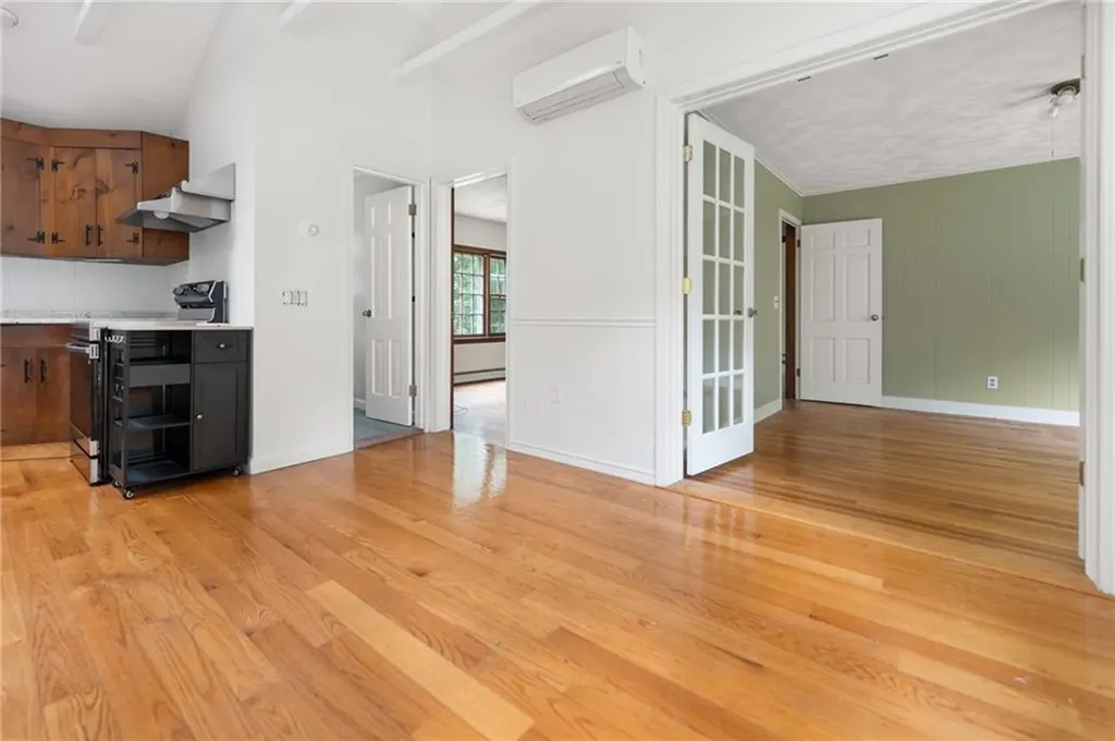15 Williams Road Smithfield RI 02917