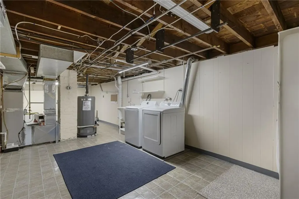 39 Gloria Street Pawtucket RI 02861
