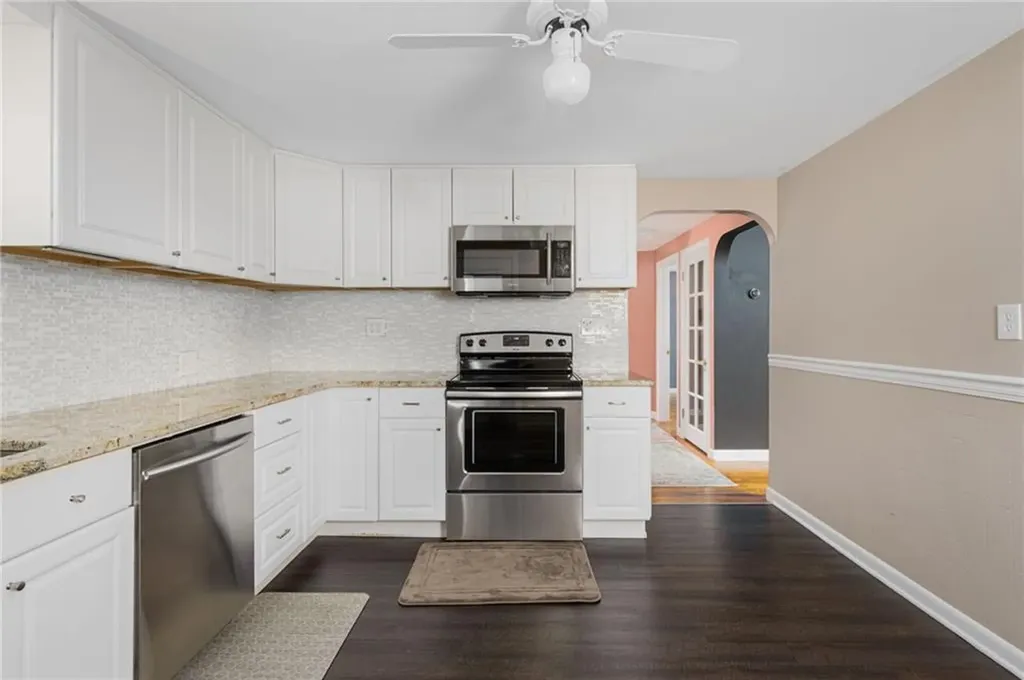 39 Gloria Street Pawtucket RI 02861