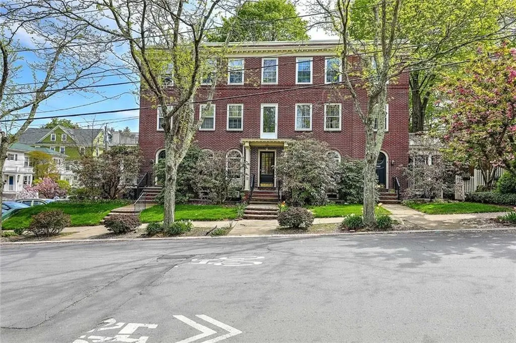 231 Doyle Avenue Providence RI 02906