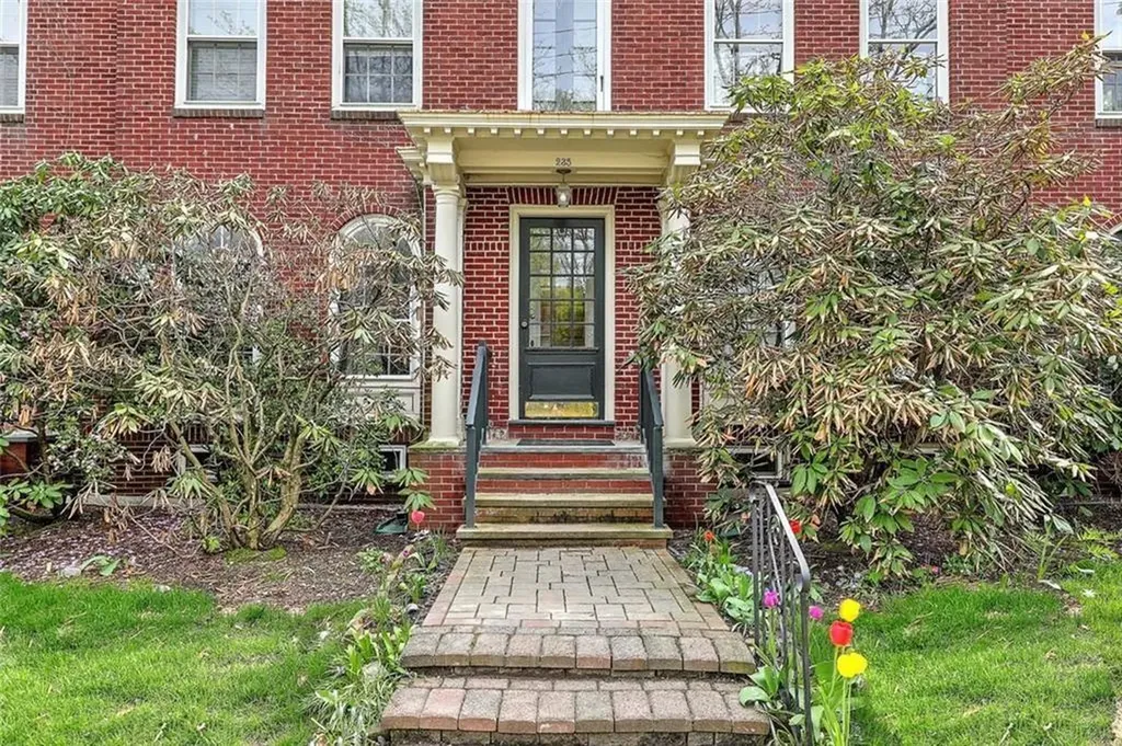 231 Doyle Avenue Providence RI 02906
