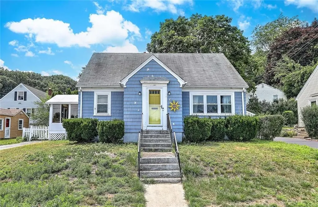141 Cornell Street Cranston RI 02920