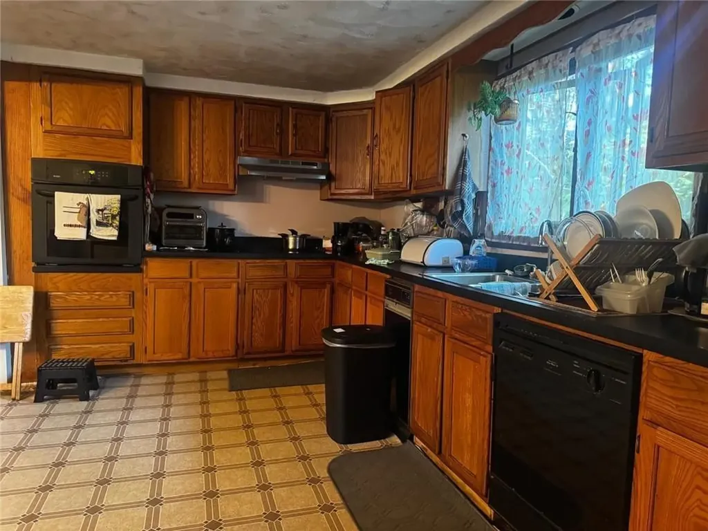 73 Benedict Street Providence RI 02907