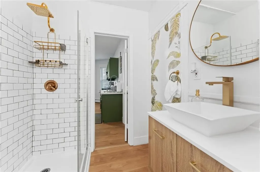792 Atwells Avenue Providence RI 02909