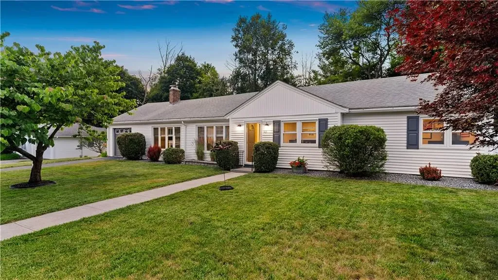 63 Heroux Boulevard Cumberland RI 02864