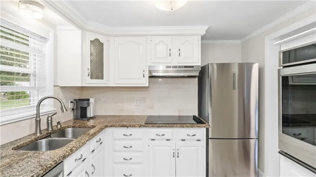 63 Heroux Boulevard Cumberland RI 02864