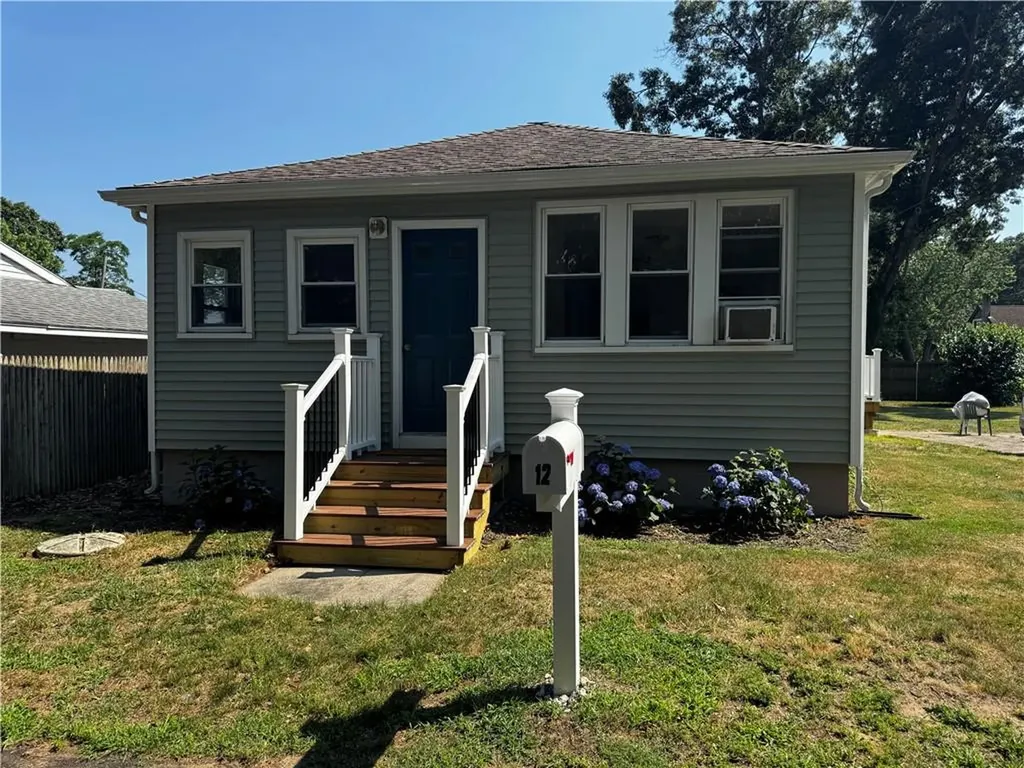 12 Hunter Street Warwick RI 02889