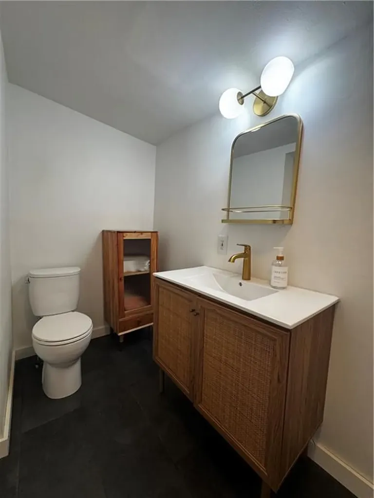 12 Hunter Street Warwick RI 02889
