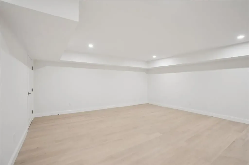 5 Lookout Lane Portsmouth RI 02871