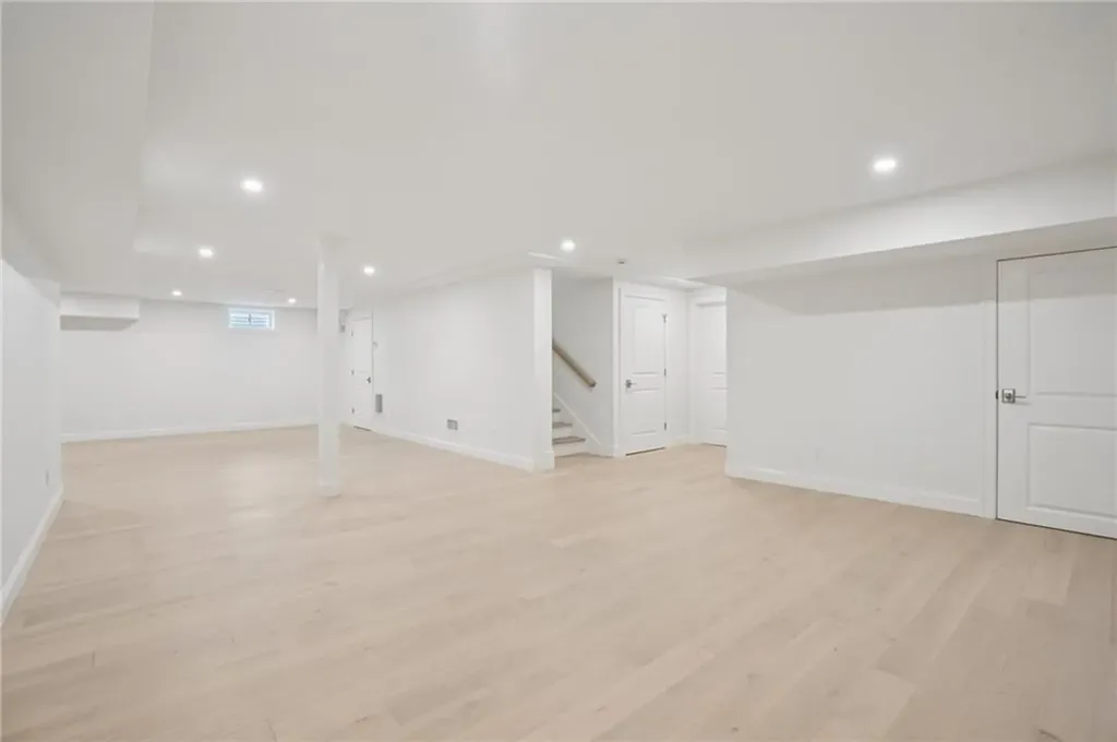 5 Lookout Lane Portsmouth RI 02871