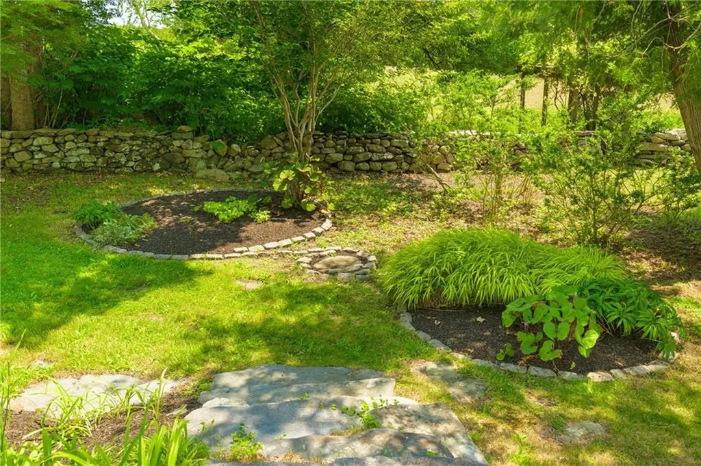 60 Snell Road Little Compton RI 02837