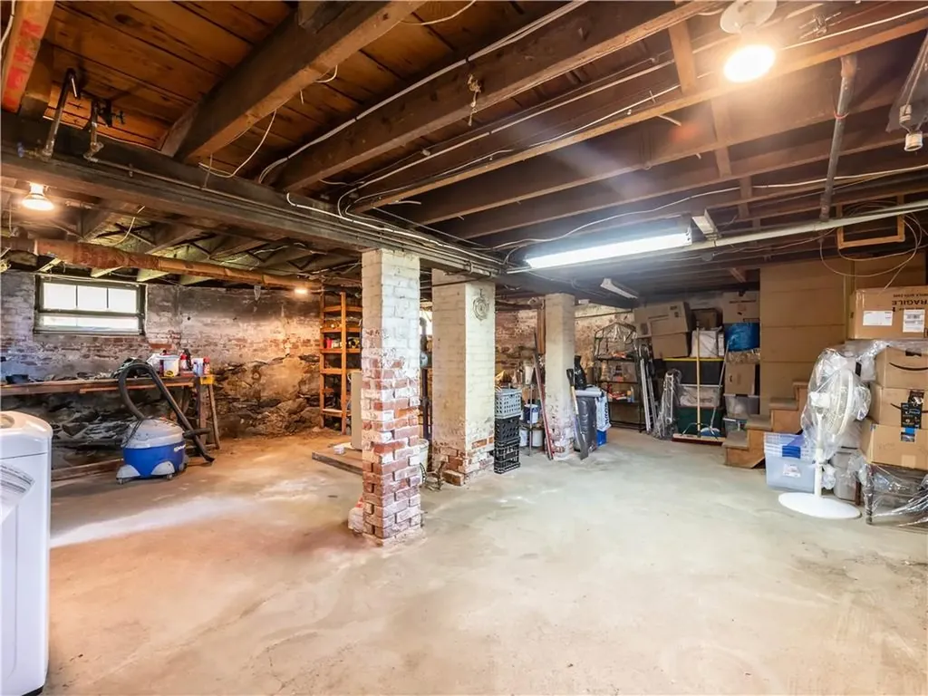 12 Manton Street Warwick RI 02818