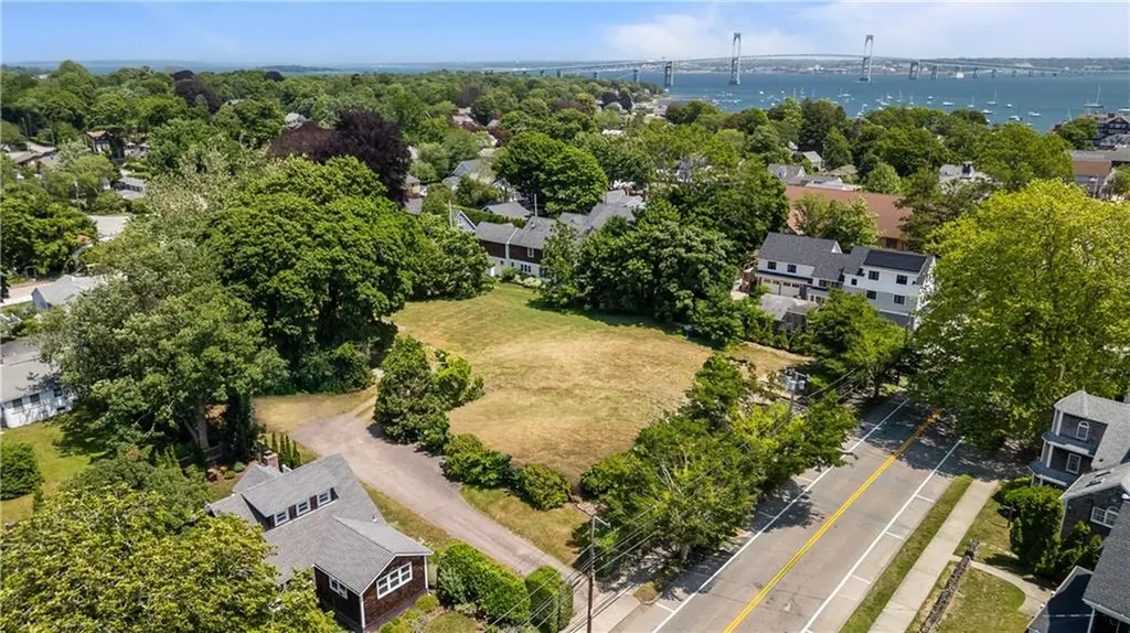 78 Narragansett Avenue Jamestown RI 02835