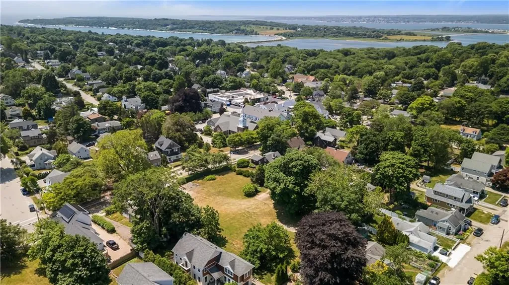 78 Narragansett Avenue Jamestown RI 02835