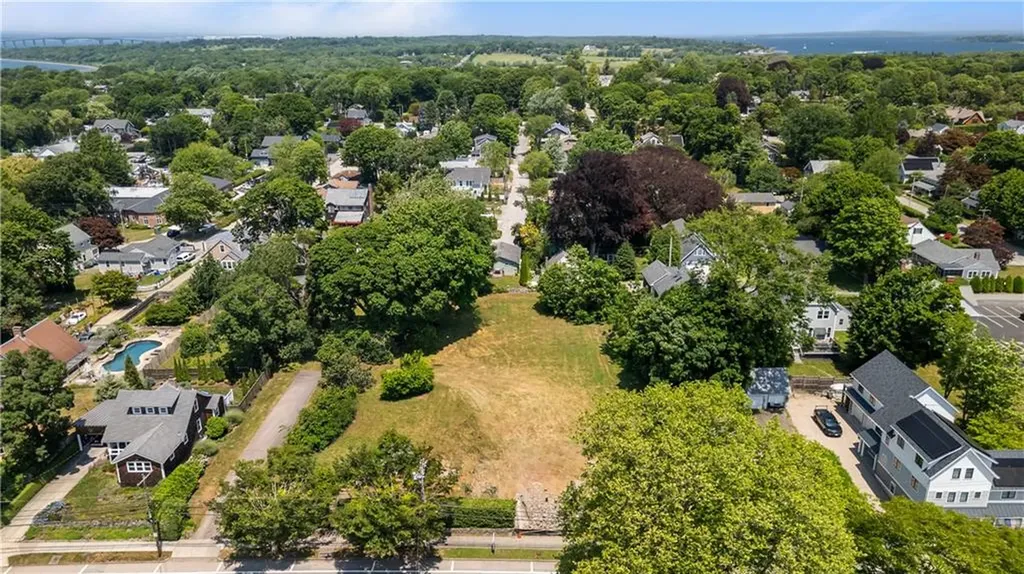 78 Narragansett Avenue Jamestown RI 02835