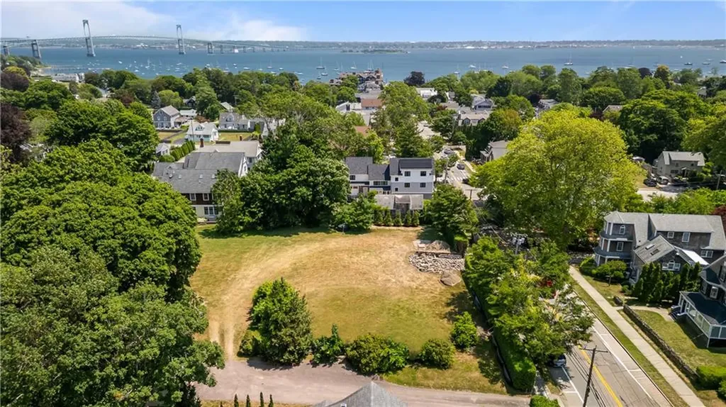 78 Narragansett Avenue Jamestown RI 02835
