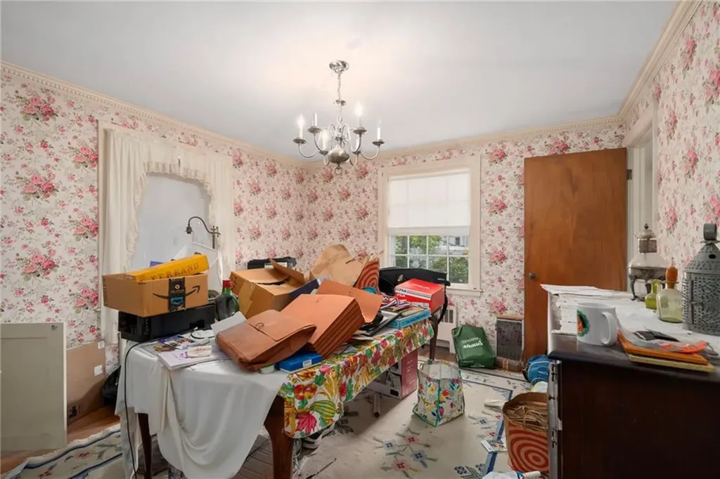 39 Greenfield Avenue North Providence RI 02911