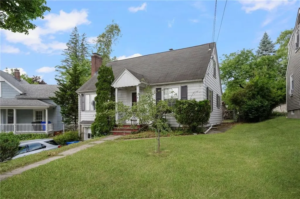39 Greenfield Avenue North Providence RI 02911