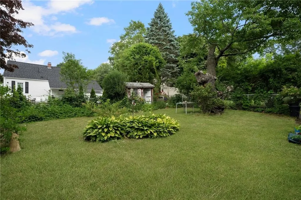 39 Greenfield Avenue North Providence RI 02911