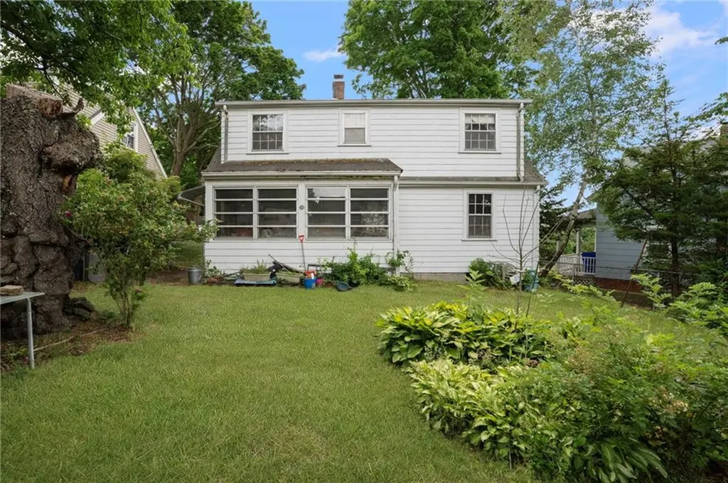 39 Greenfield Avenue North Providence RI 02911