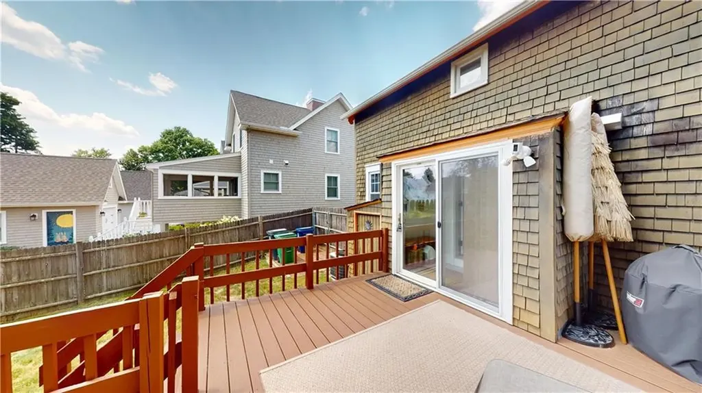 32 South Fair Street Warwick RI 02888