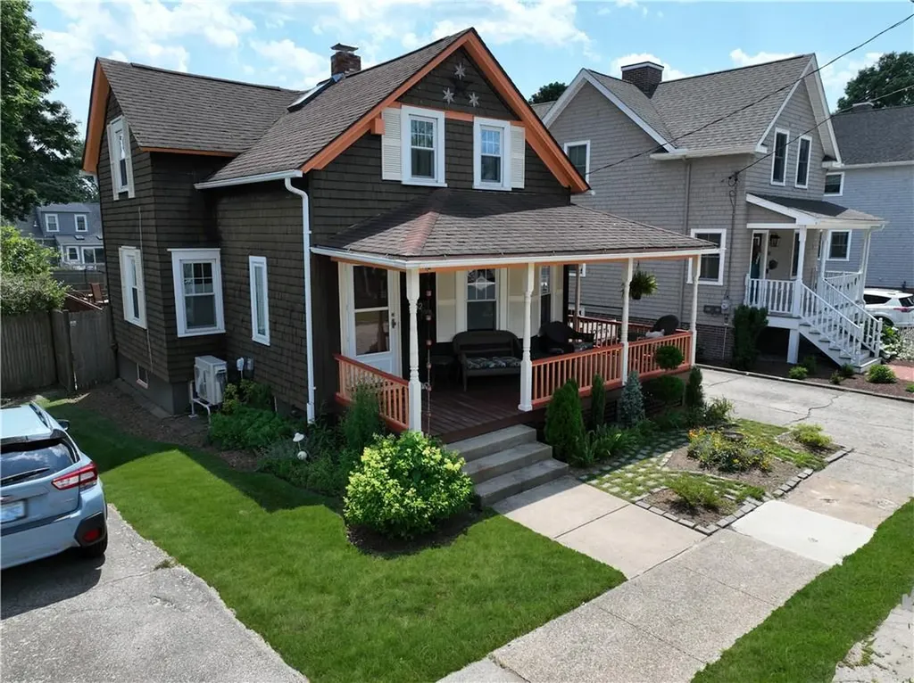 32 South Fair Street Warwick RI 02888